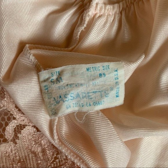 Vintage 70s Blush Pink Lace Nightgown Slip Low Back Cross Straps Midi Slip - Picture 10 of 12